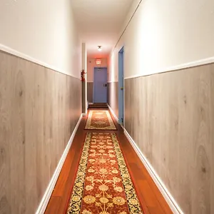 https://pembroke-suites.niagara-fallshotels.com