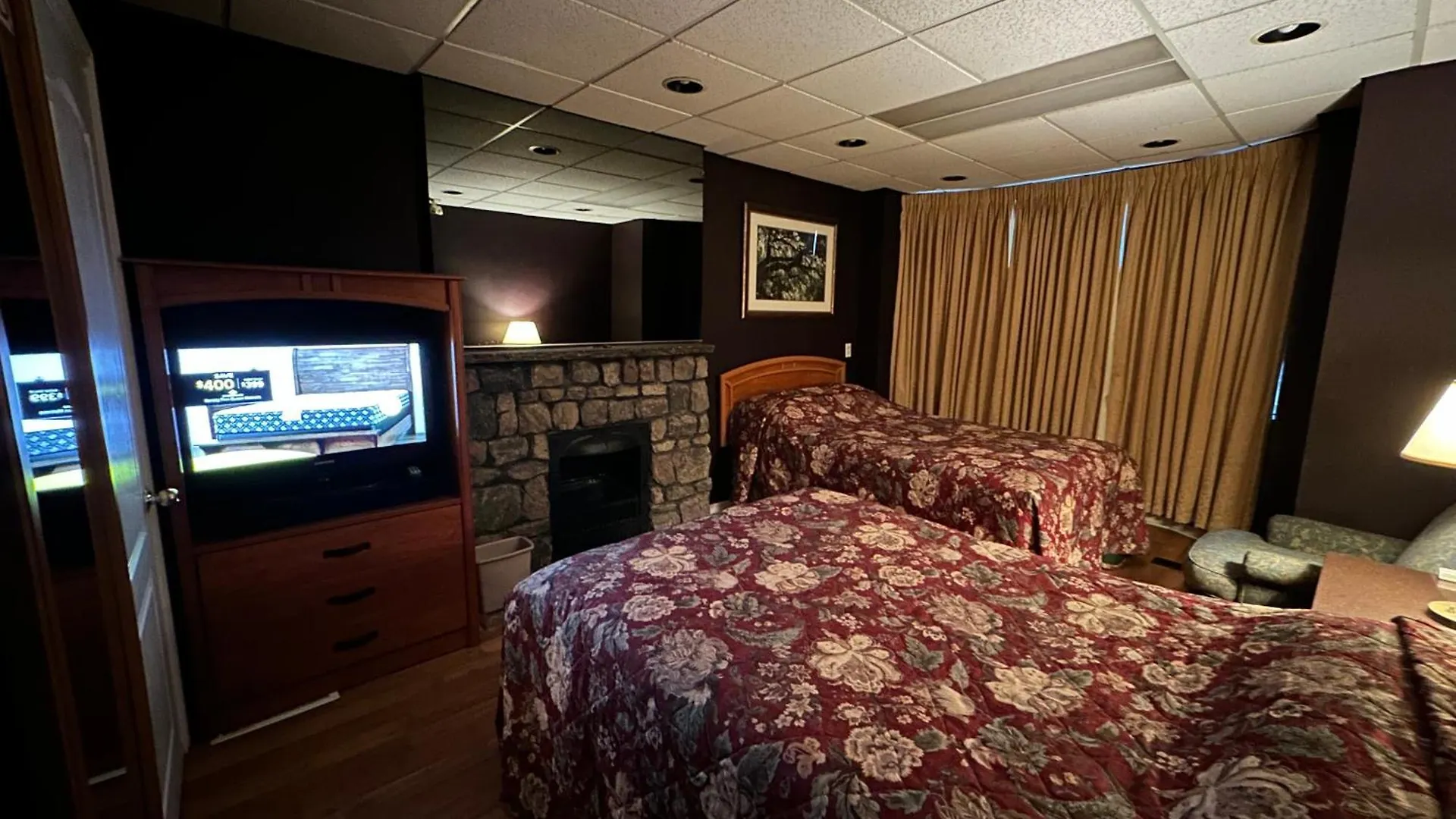 Nox Hostel Toronto
