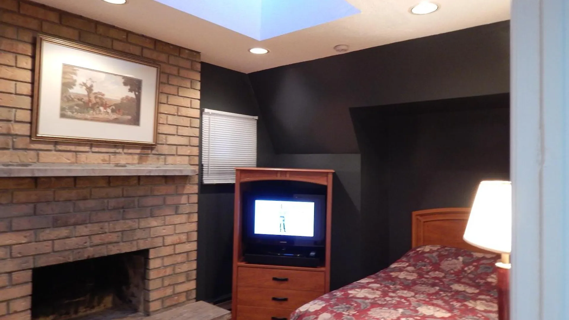 Nox Hostel Toronto