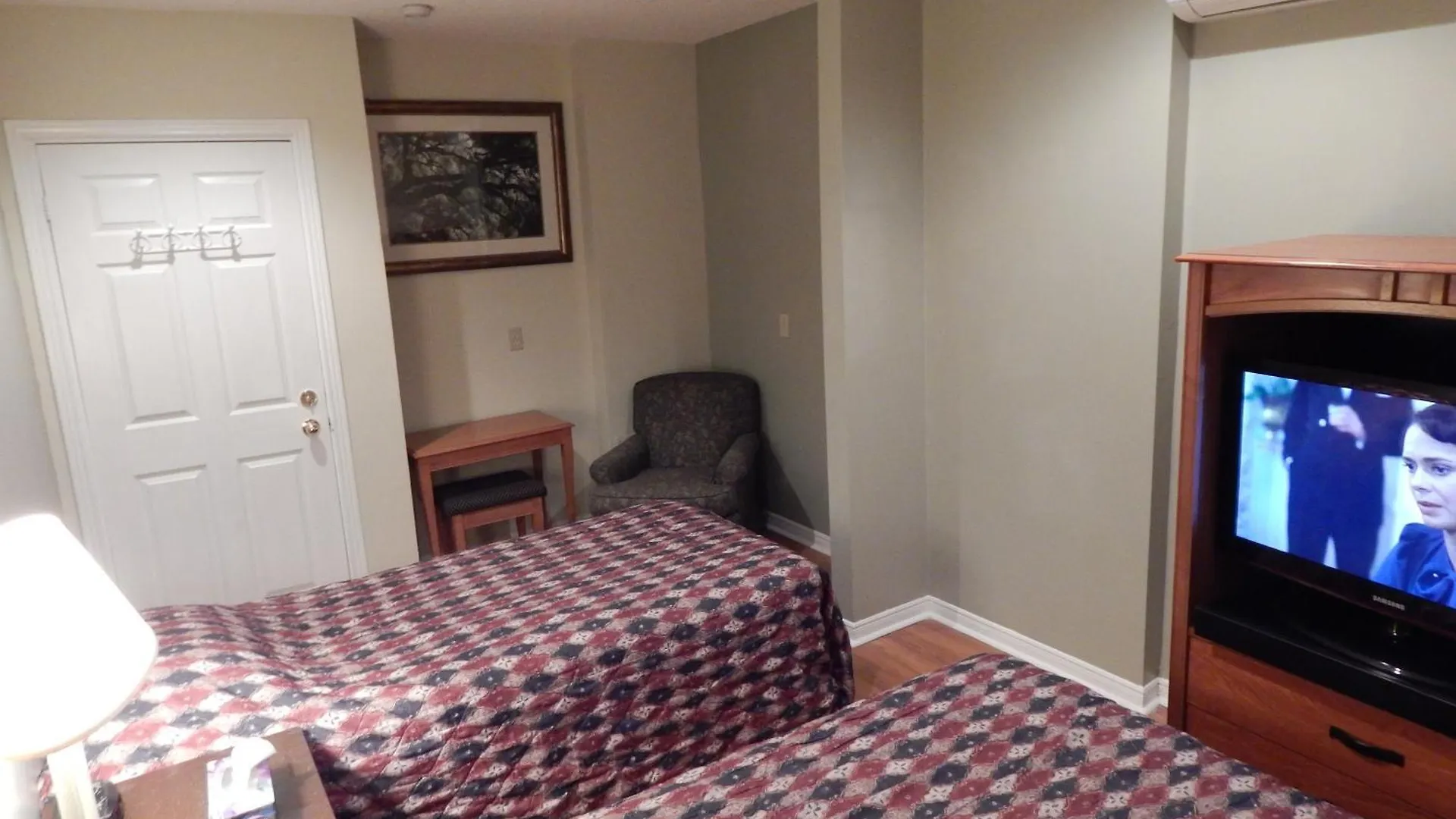 Nox Hostel Toronto